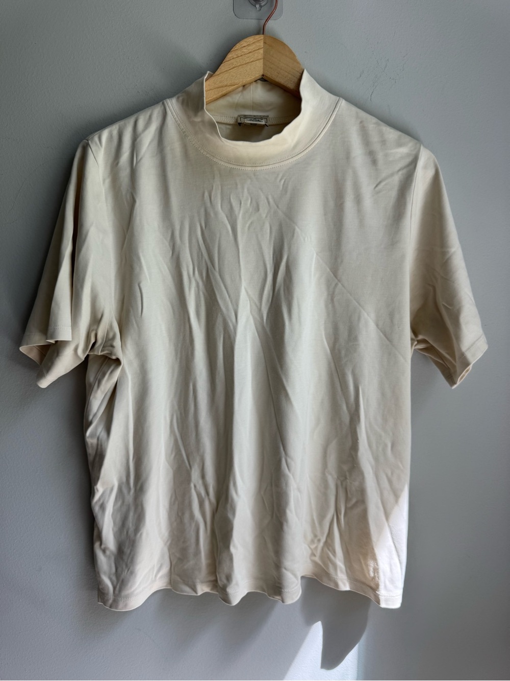 L.L. Bean Cream Short Sleeve Crewneck Tee Mock Neck Super Soft Vintage Feel